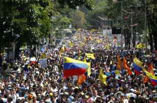 Venezuela: quando esplode la crisi sociale. Due punti di vista