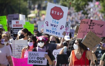 Stati Uniti tra Covid, attacchi al diritto all’aborto e omicidi razzisti